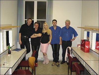 Kontur - Sylvester 2004 in Halle-Neustadt